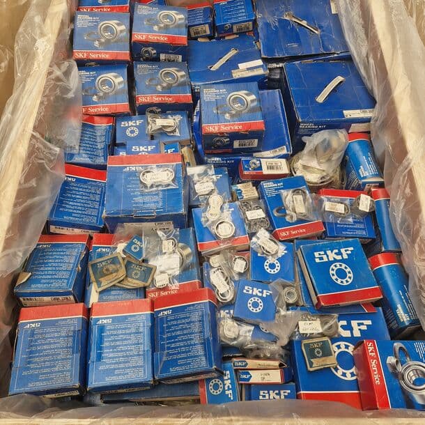 SKF LOT | 4,880 Items | 865 Products